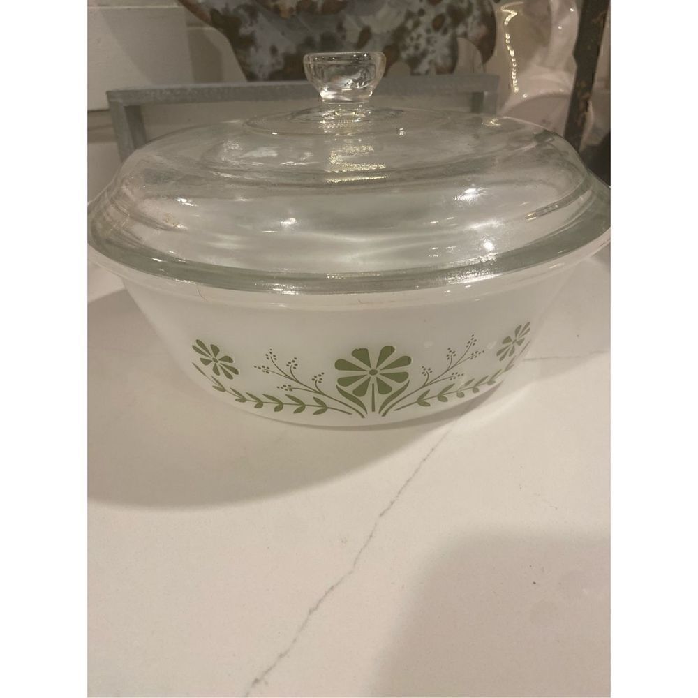 GLASBAKE Vintage 2 Quart Casserole Dish with Lid Green Daisy Milk Glass